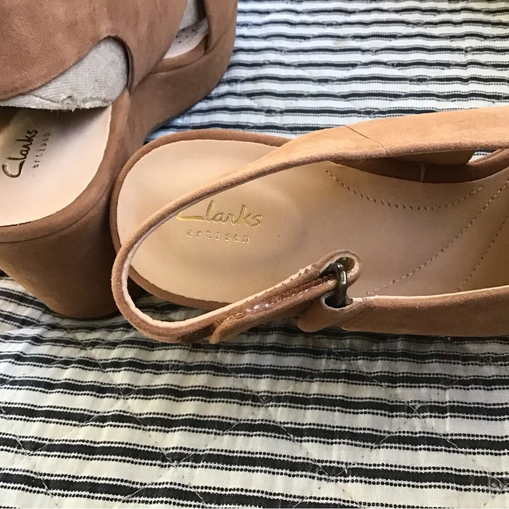 Women's Tan Slingback Sandals